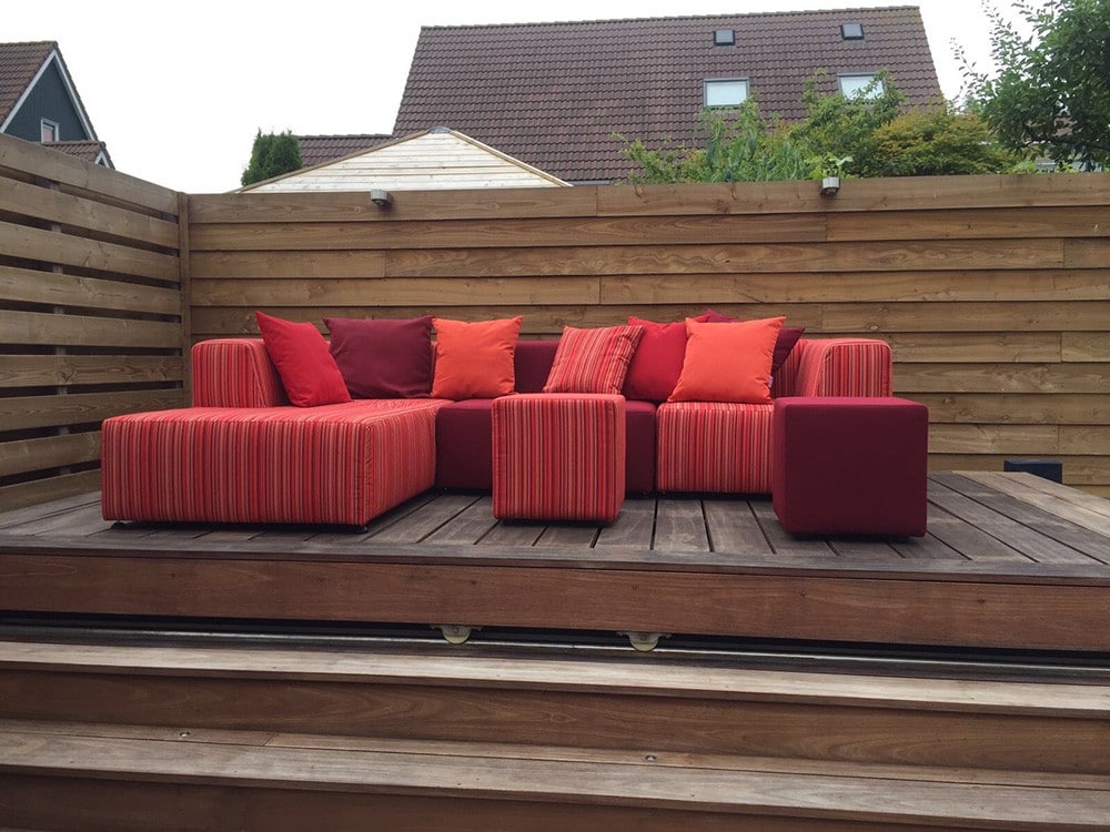 tevreden met loungebank